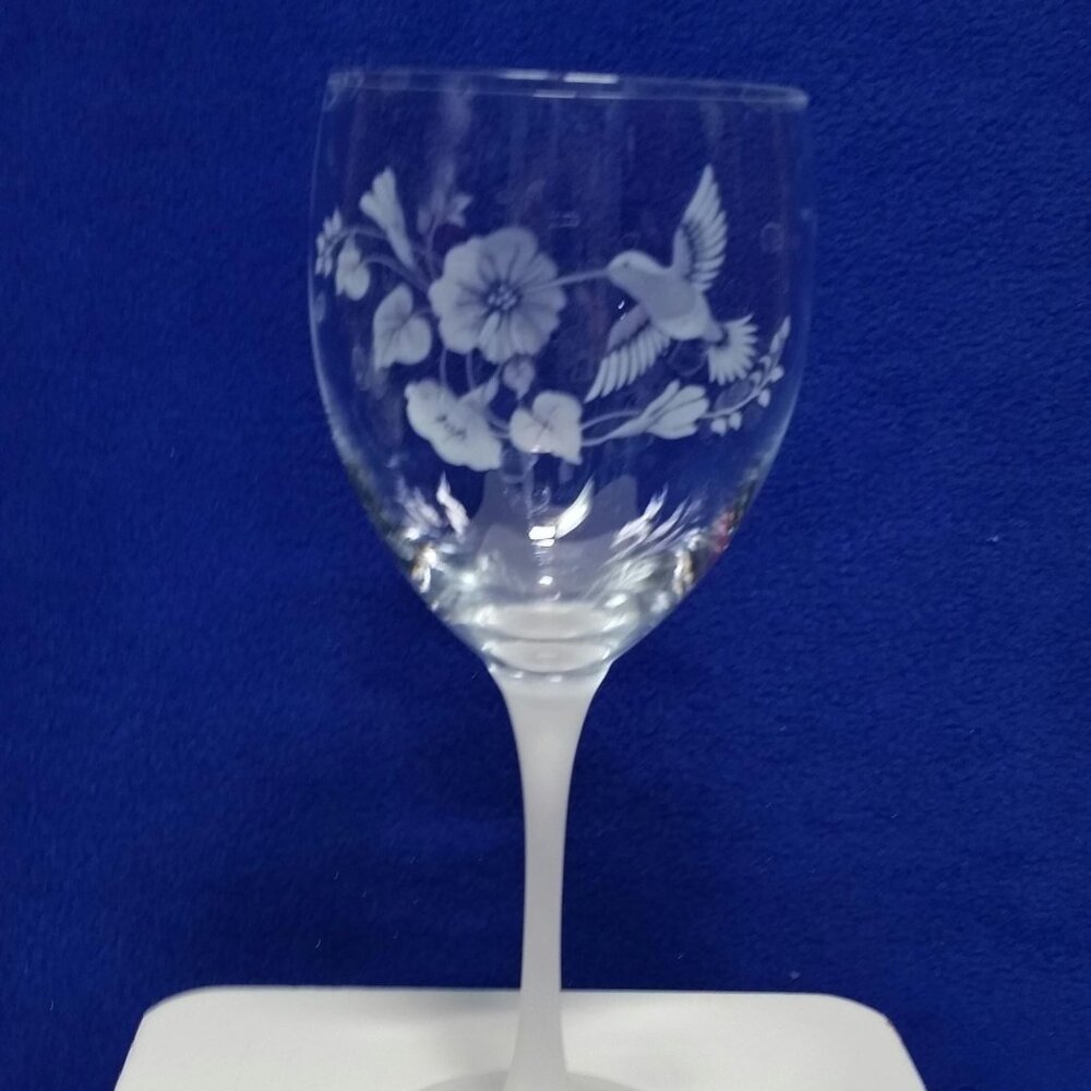 Avon Hummingbird Crystal Water Goblet With Dark Frosted Stem Wedding Barware - Picture 8 of 10